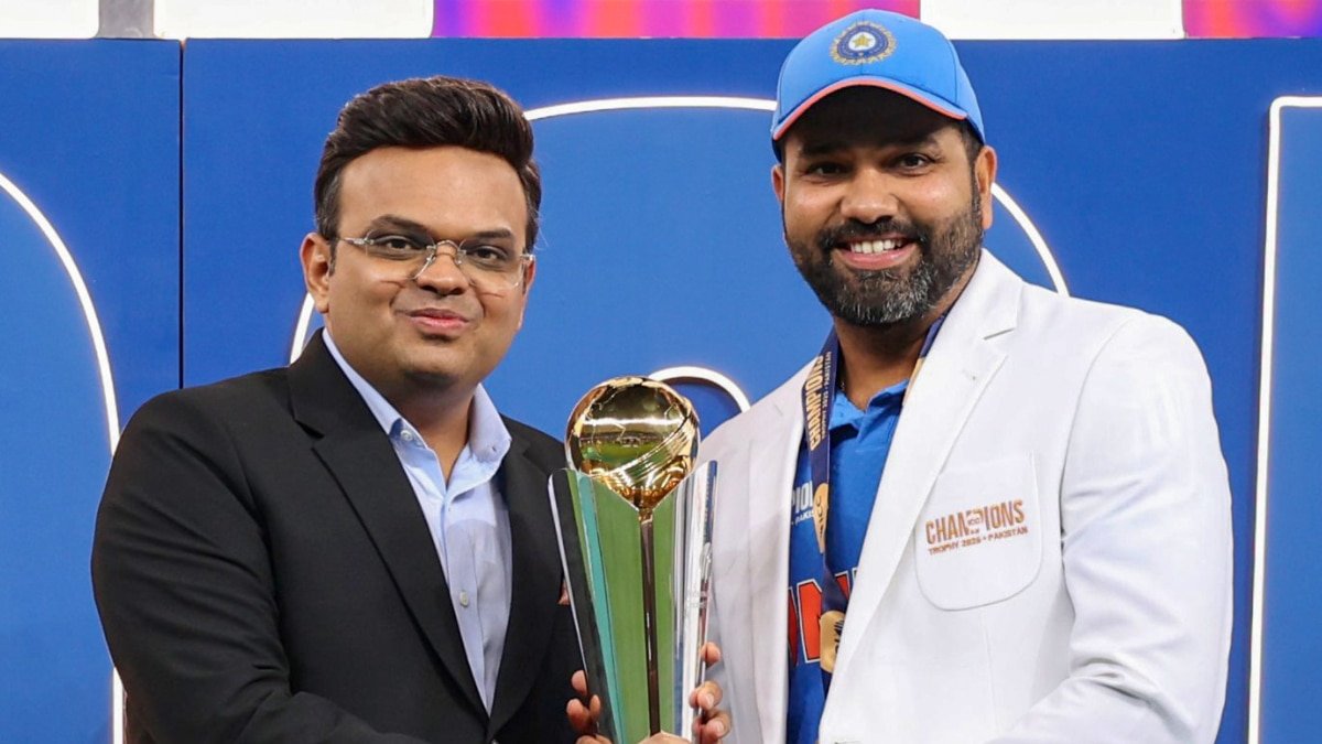 चैंपियंस ट्रॉफी फाइनल में पाकिस्तान की बेइज्जती, क्या मेजबान होकर भी स्टेज पर नहीं जा पाए PCB के अधिकारी