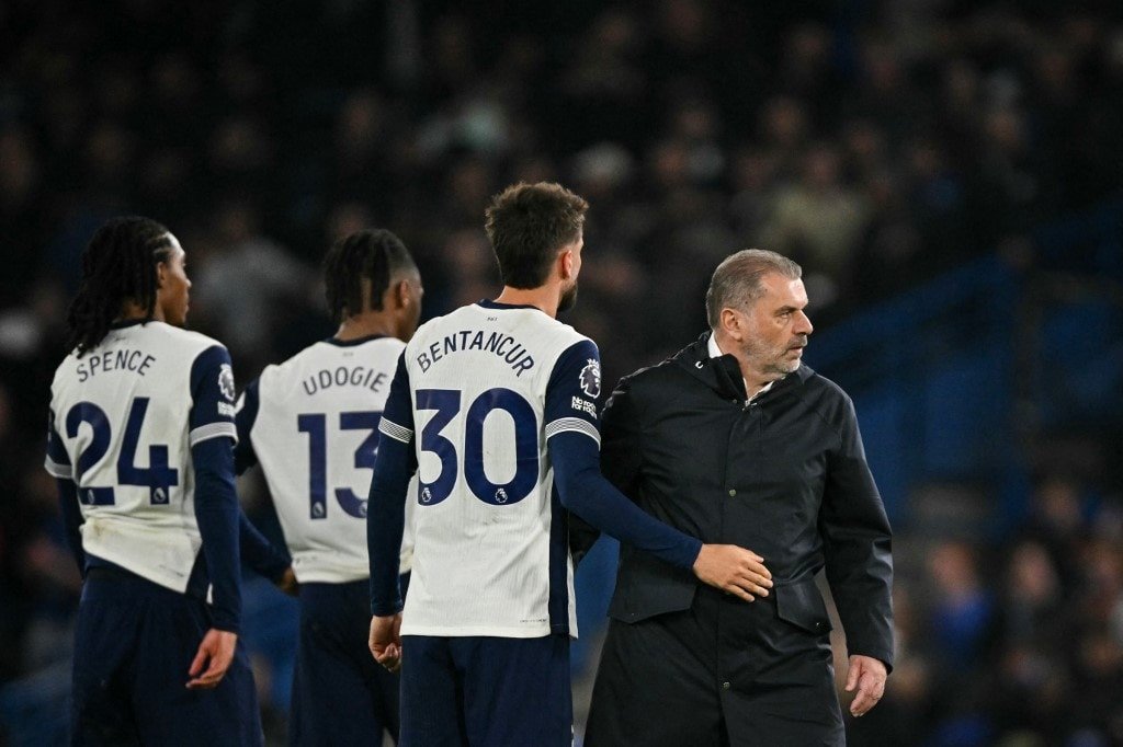 Ange Postecoglou Denies Taunting Tottenham Fans In Chelsea Defeat