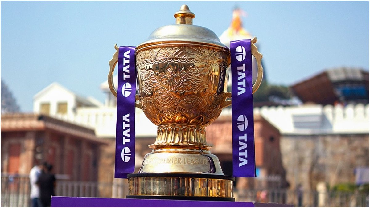 IPL 2025: नूर अहमद से पर्पल कैप छिनना तय! बदल गई दावेदारों की लिस्ट; ऑरेंज कैप की रेस में सूर्यकुमार भी शामिल