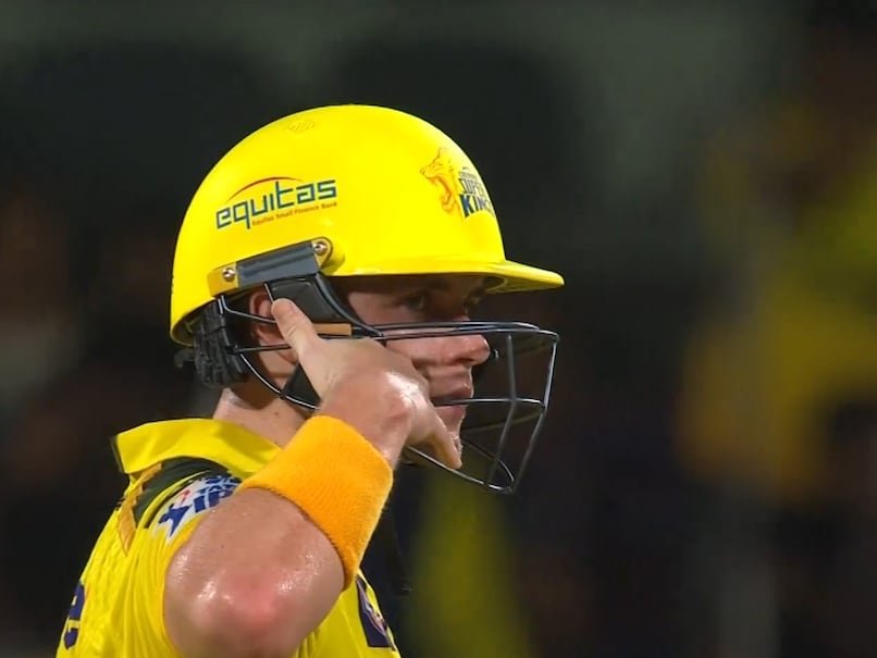 Drama Unfolds In IPL 2025 As Sam Curran Engages In Heated Verbal Spat With Punjab Kings Dugout