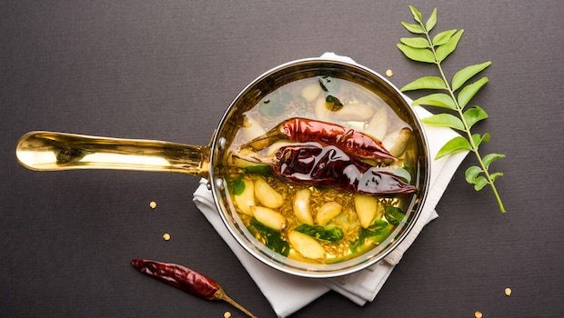 How To Make The Perfect Tadka (And When To Add It)