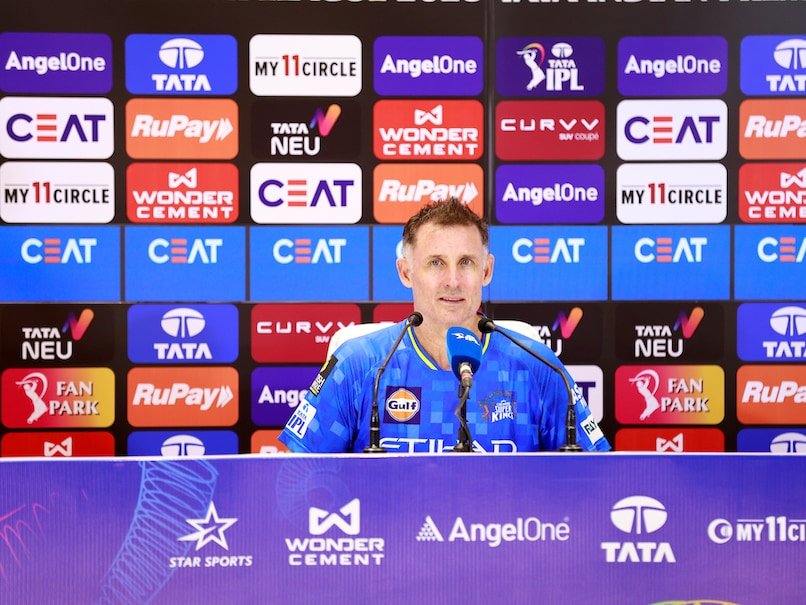 CSK Batting Coach Michael Hussey Hails Youngsters After KKR Win