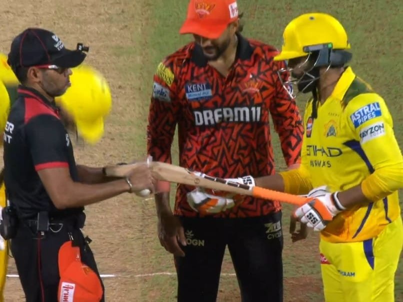 Ravindra Jadeja Fails Bat Size Test On Pitch During IPL Match vs SRH, Umpire Orders Him To...