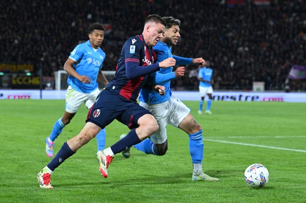 Napoli Give Serie A Leaders Inter Milan Reprieve With Bologna Draw