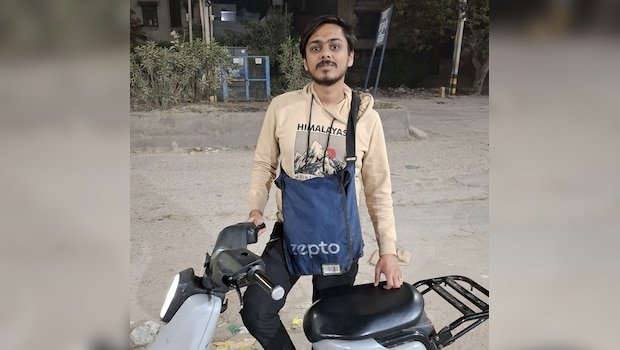 Viral: Delhi Man Works As Delivery Rider For Zepto And Blinkit, Shares Detailed Comparison