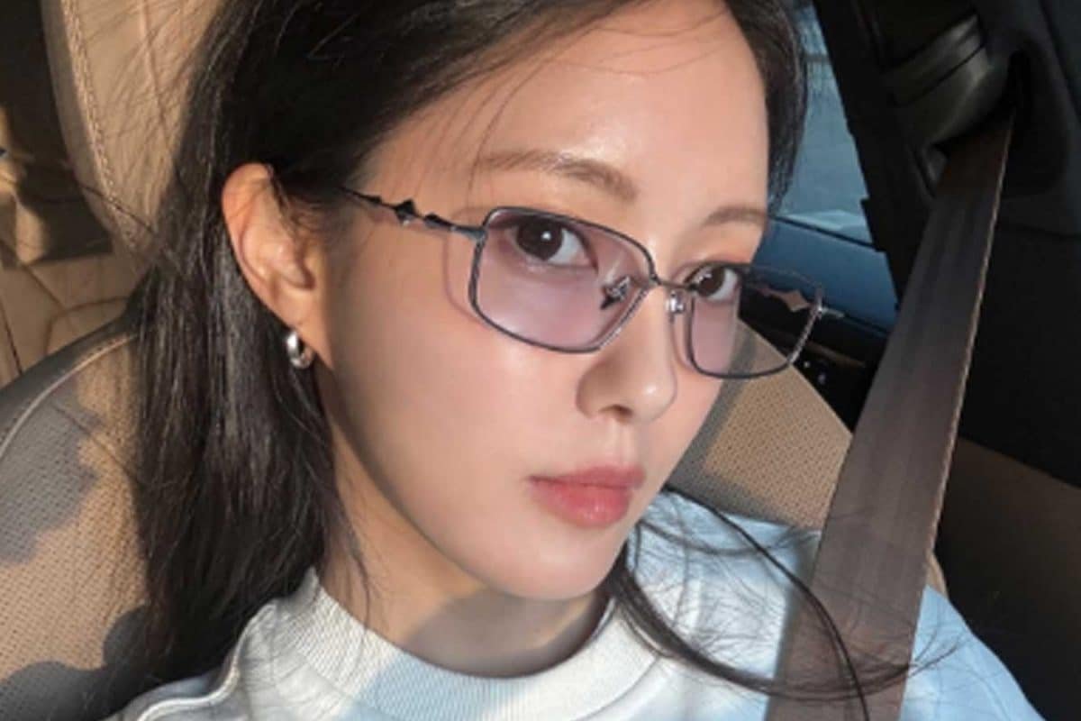 T-ARA’s Hyomin Sends Out Invites For April Wedding
