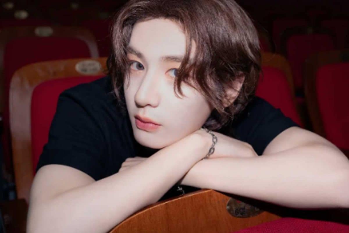 BOYNEXTDOOR Leehans Smoking Picture From Pre-Debut Days Leaves Fans Divided