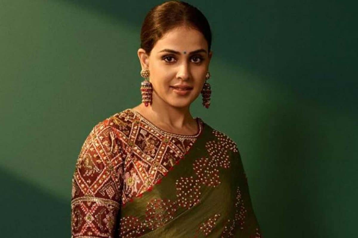 Genelia Deshmukh Turns Down Fan Proposal With Playful Reply