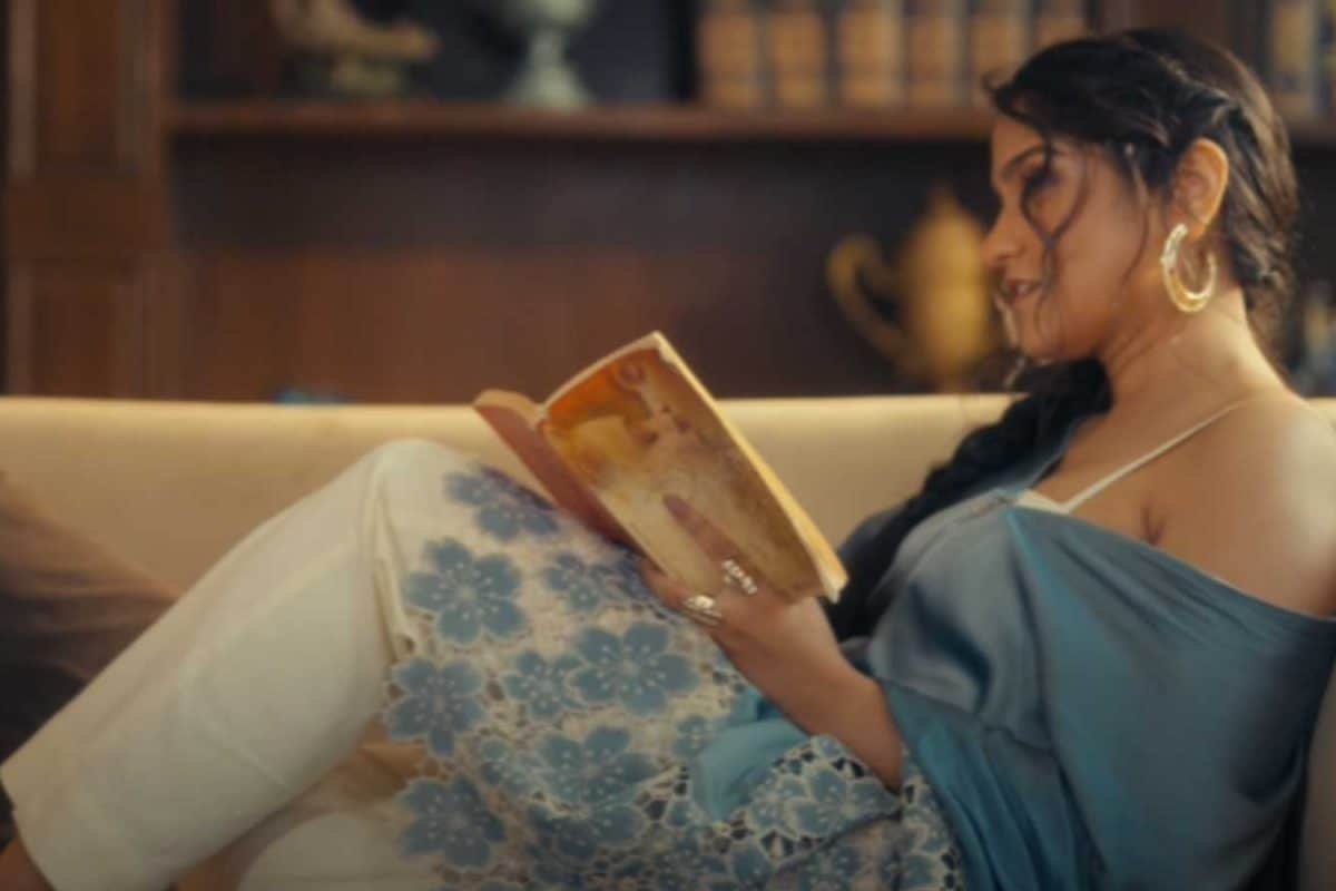 Asees Kaur Drops Soulful EP Broken With 4 Songs On Love And Letting Go