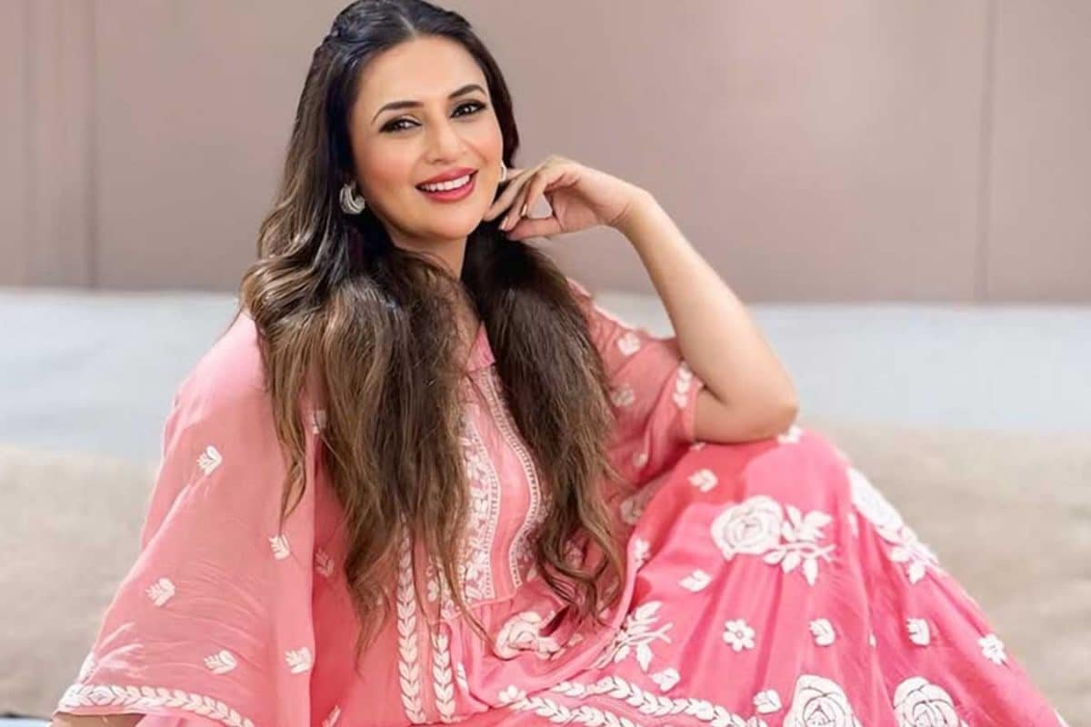 Divyanka Tripathi Makes A Case For Timeless Fashion In Embroidered Pink Kaftan
