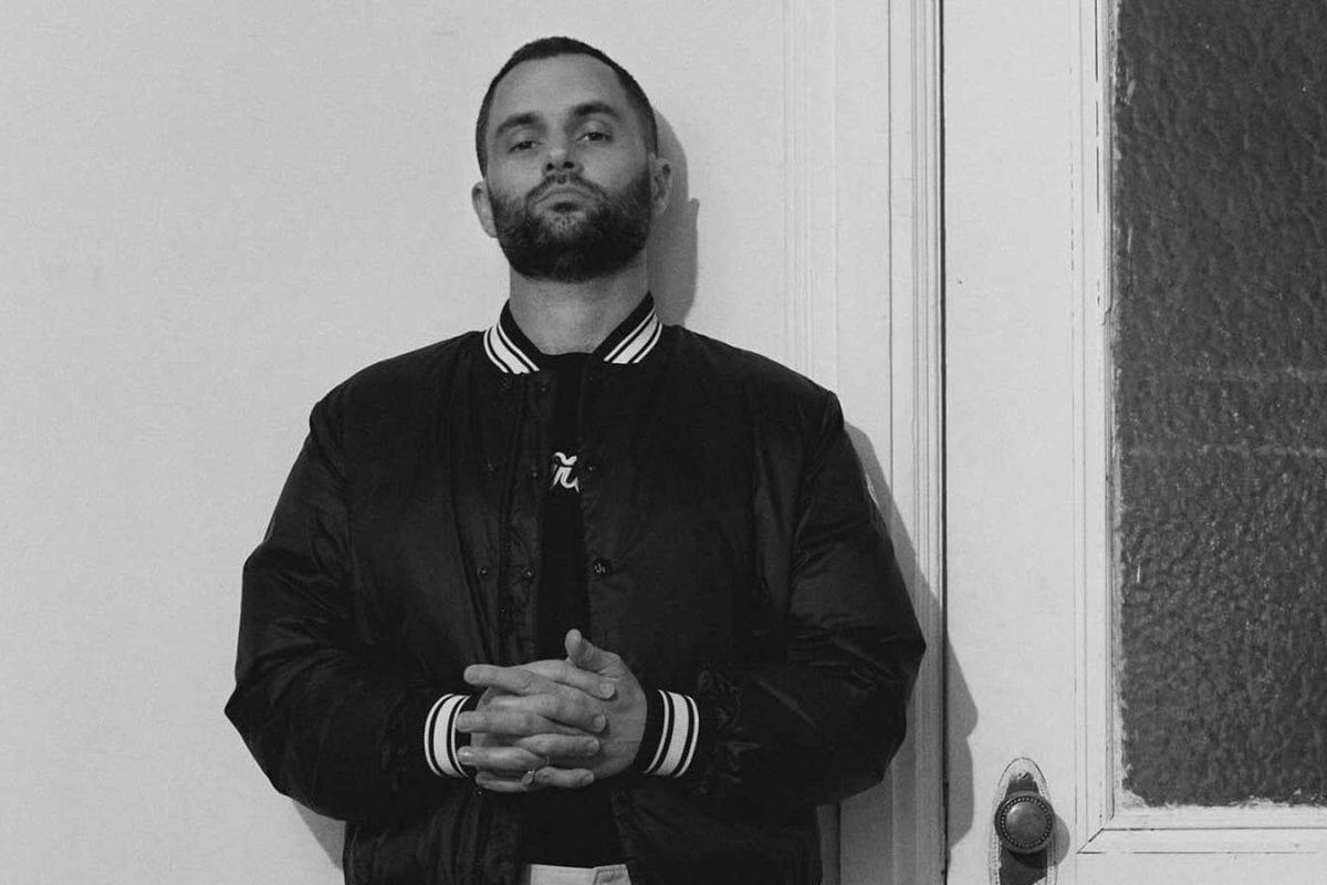 Penn Badgley On Filming Awkward Sex Scene In You: ‘Was Humping The Air With Camera In My Face’