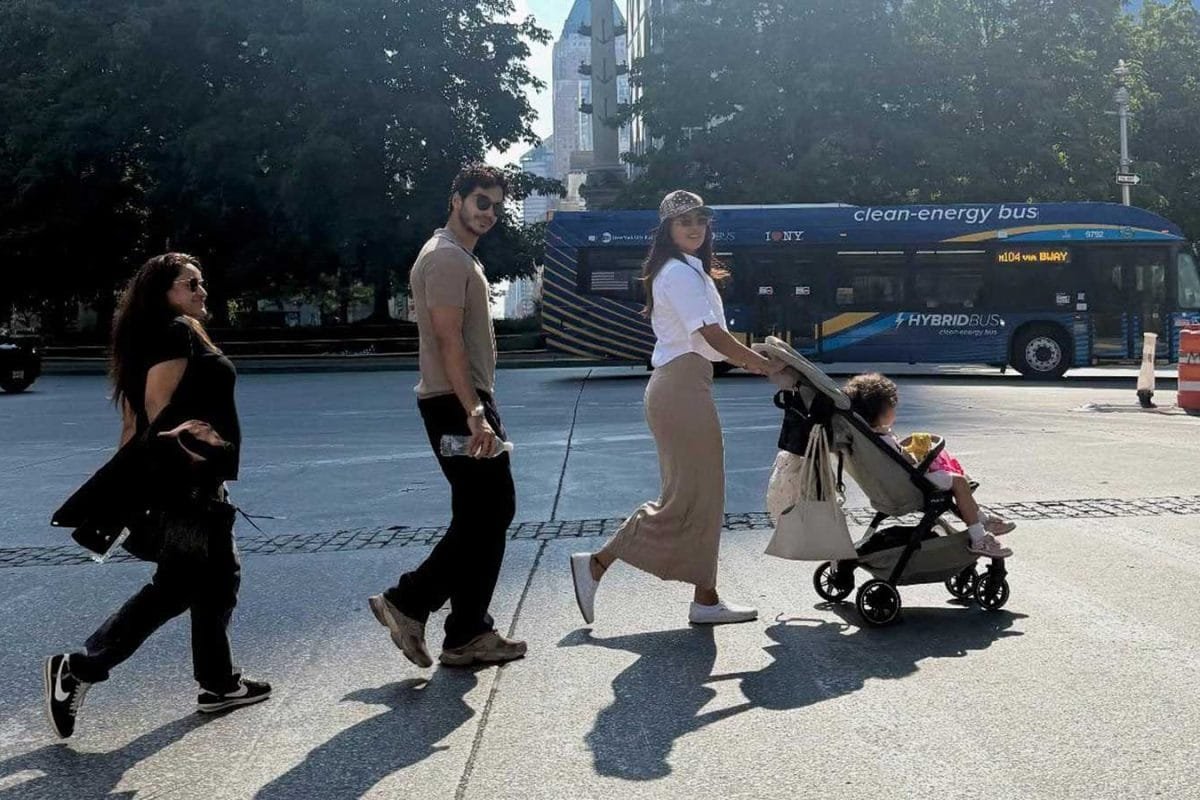 Priyanka Chopra Enjoys A Stroll In New York With Malti, Ishaan Khatter And Dia Mirza