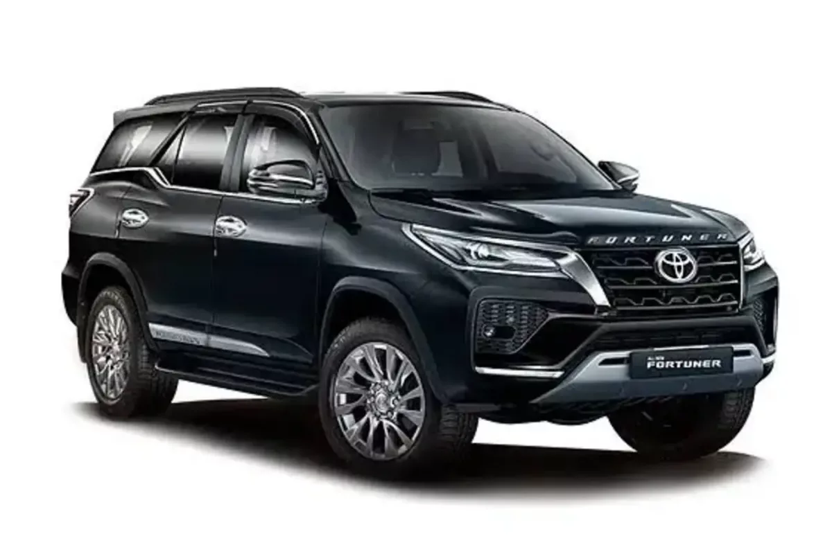 Toyota Slashes Prices After GST Reform; Fortuner Is Now Cheaper Up To Rs 3.49 Lakh