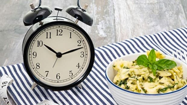 Intermittent Fasting This Season? Here Are Some Expert Tips For Health And Energy
