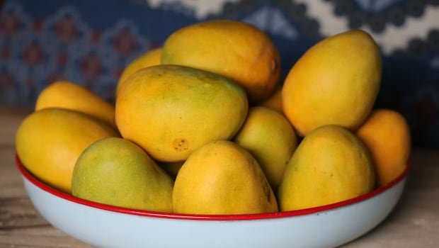 What Happens When You Eat A Mango Every Day? Nutritionist Reveals