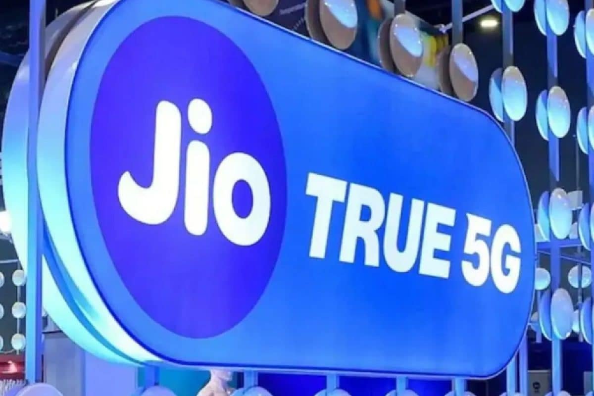 This Auspicious Launch From Kolkata Has Proved Lucky For Us: Ambani Recounts Reliance Jios Journey
