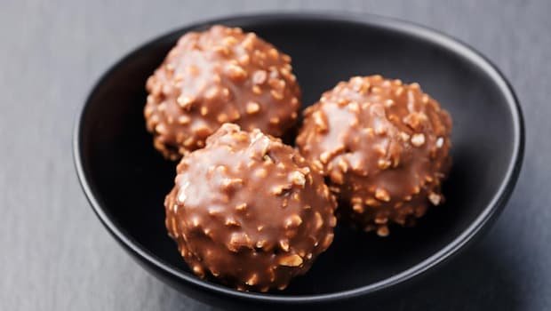 Love Ferrero Rocher? Try Our Healthier Version At Home And Enjoy Guilt-Free