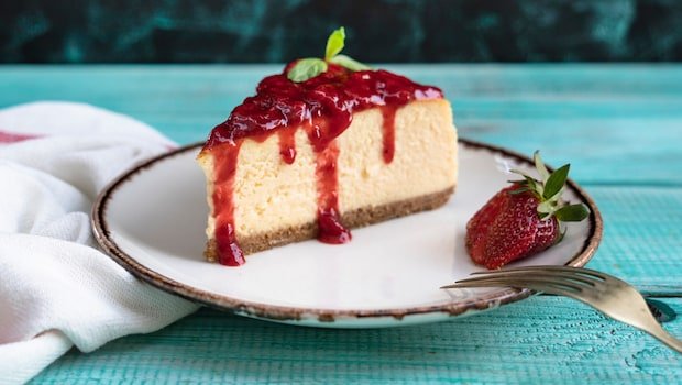 Freelancer Invoiced For Money, Got Cheesecake Instead. Internet Reacts