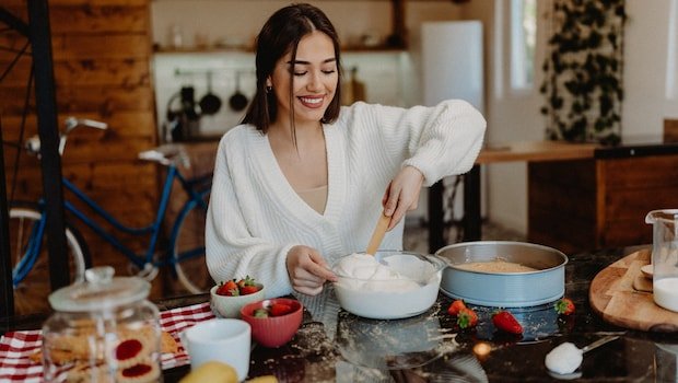 5 Tips To Ensure A Mess-Free Kitchen While Baking