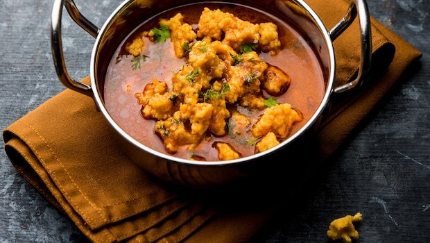 5 Easy Tips To Make Moong Dal Vadi (Mangodi) At Home