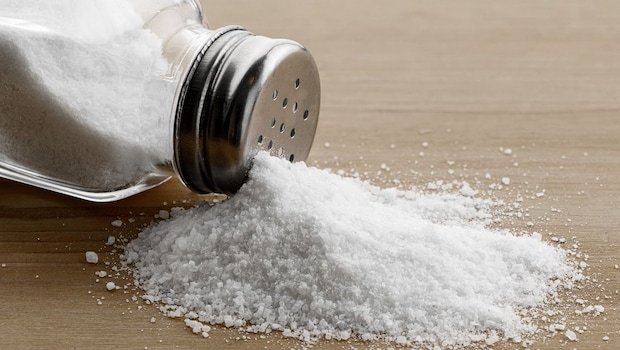 What Happens If You Eat Too Much Salt? 5 Potential Side Effects