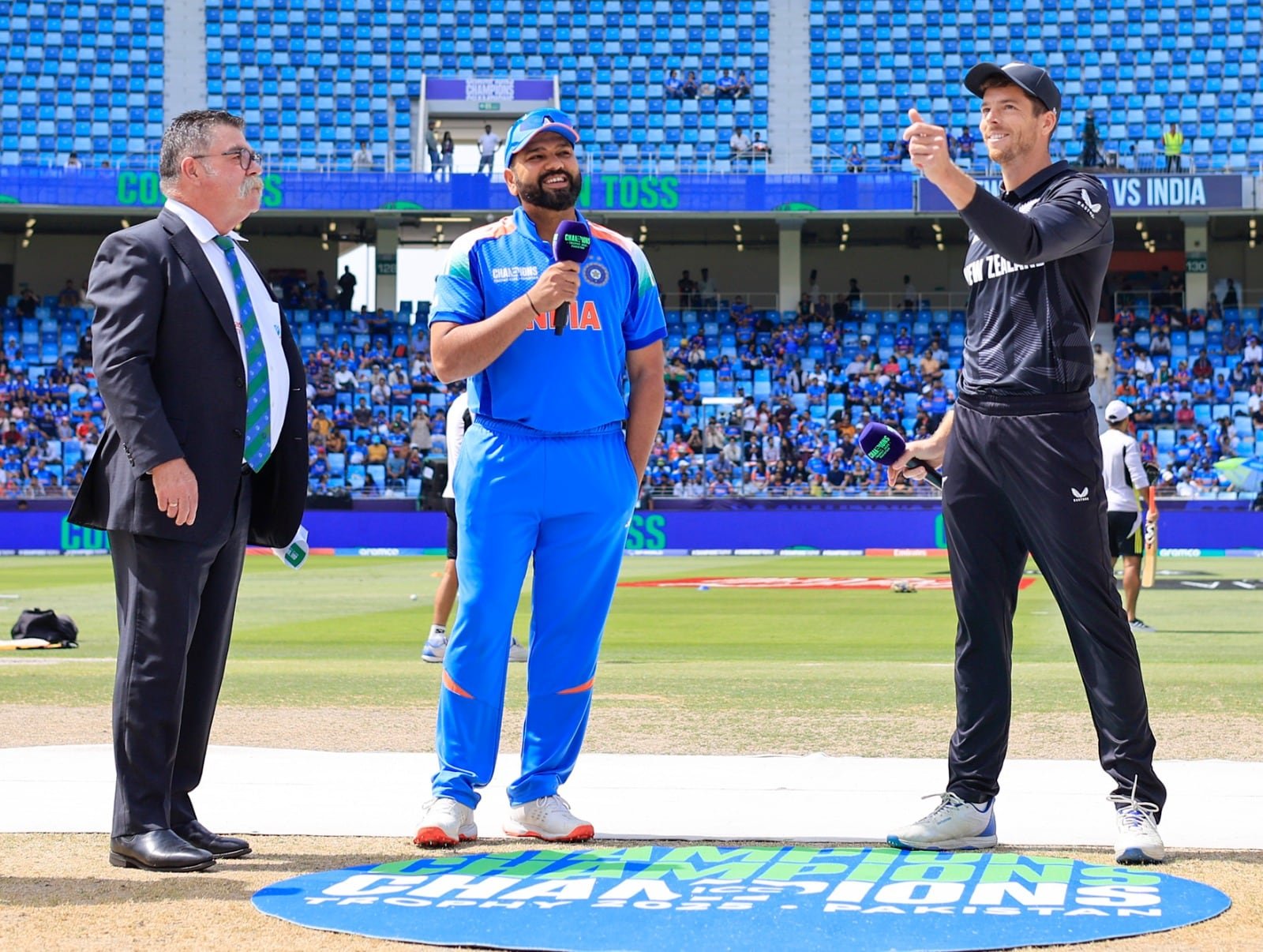 Ashwins Strange Toss Message To Rohit Sharma, Doesnt Want India To Win
