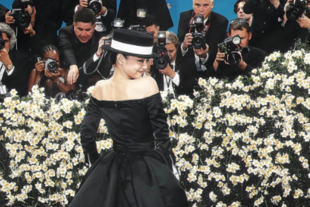 BLACKPINK’s Jennie Unveils Her Show-Stopping ‘Magic Trick’ At MET Gala 2025