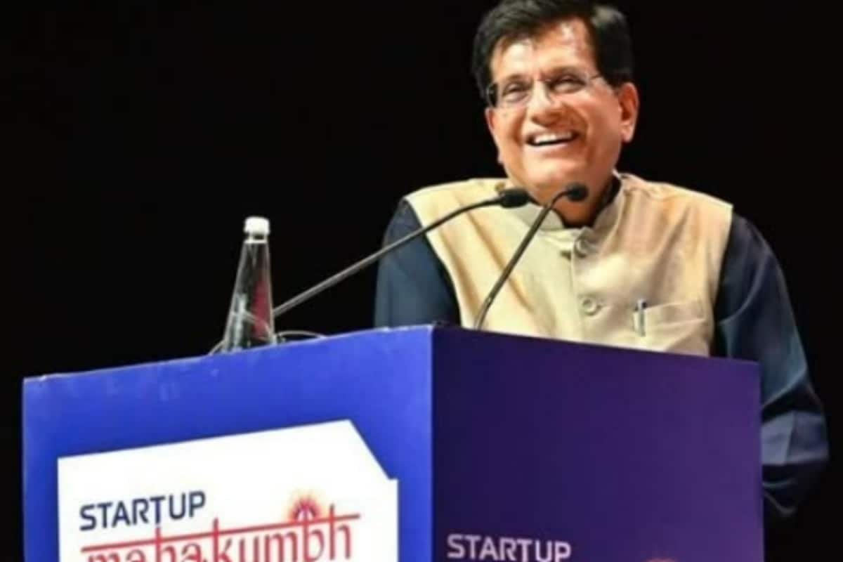 Piyush Goyal Announces Helpline For Startups, Sets Up Rs 10,000-Crore FoF For Entrepreneurs