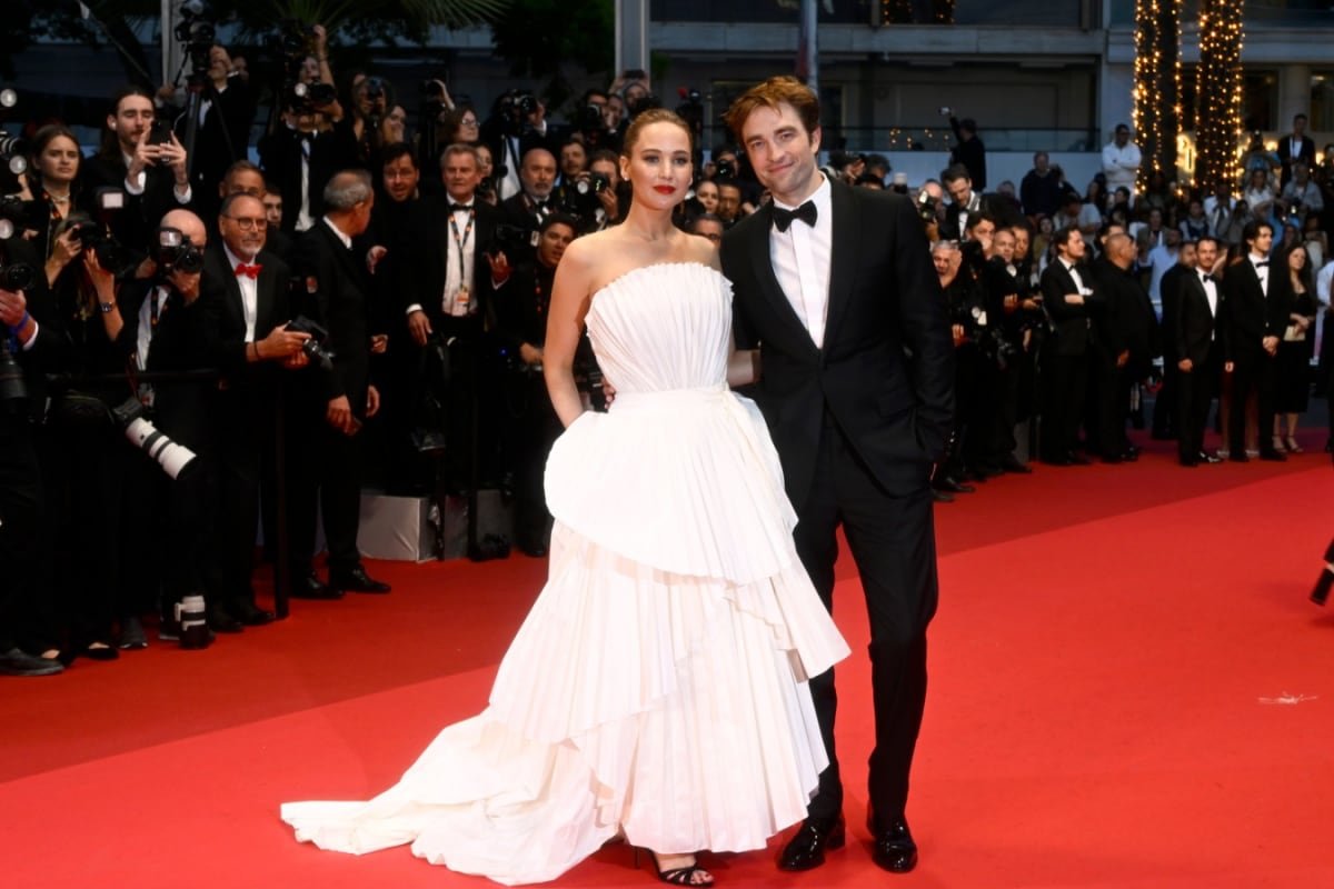 A Giant Man-Bird Interrupts Robert Pattinson, Jennifer Lawrence’s Film Premiere At Cannes