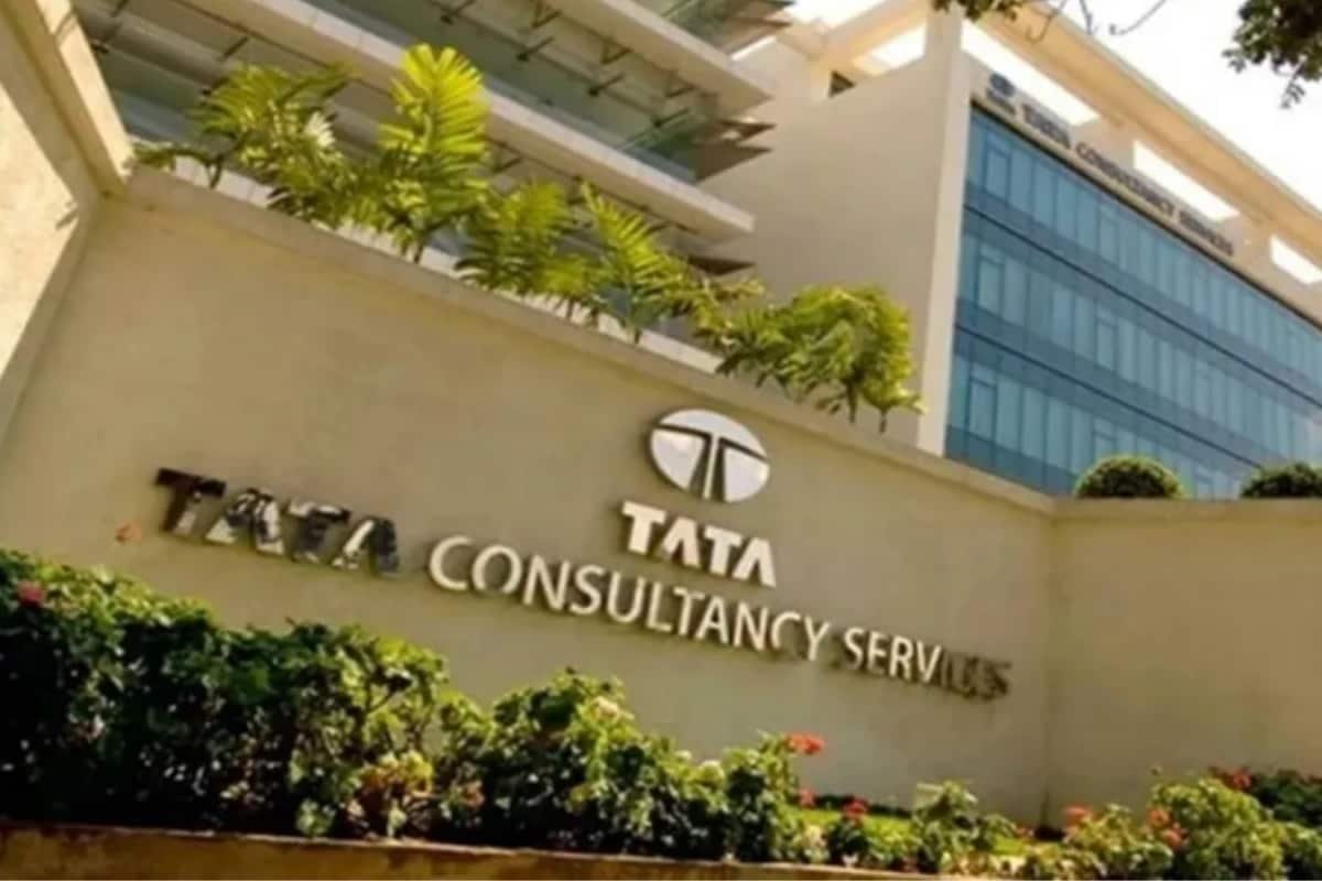 TCS Shares Down 2% After Q1 Result Fails To Impress D-Street; What Should Investors Do Now?
