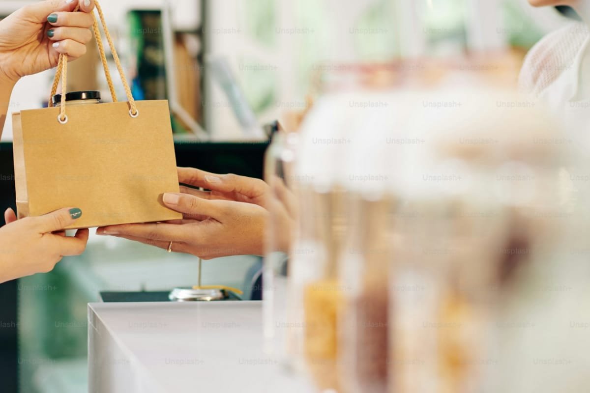 Start Small, Minimise Impulsive Spending: Best Habits For Consistent Saving