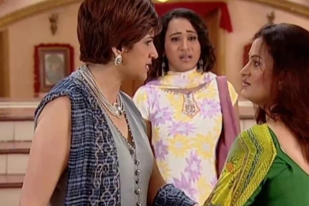 The Actress Survived 2 Failed Marriages, Had Live-In Relationship With Top Bollywood Singer, Fought Custody Battle For Son