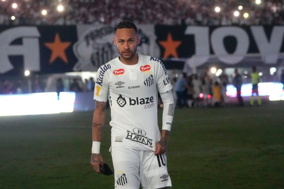 James Rodriguez Backs Neymar: ‘Without Lionel Messi And Cristiano Ronaldo, He’d Have Three Ballon d’Ors’