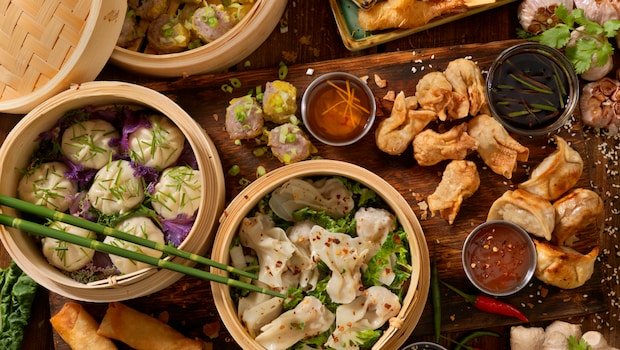 How To Make Perfect Street-Style Veg Dim Sums That Wont Break
