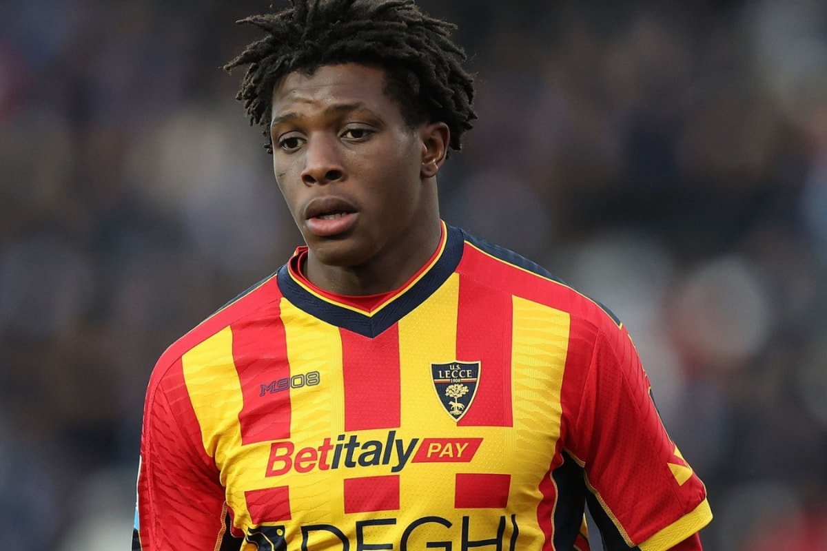 Lecces Danilo Veiga Move Boosts Manchester Uniteds Chances Of Signing Patrick Dorgu