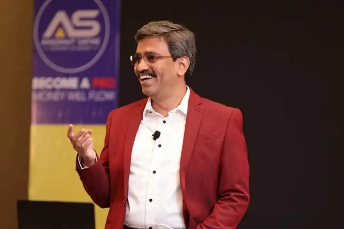 Who Is Avadhut Sathe? The ‘Bollywood-Style’ Trading Mentor Now Facing Sebi Scrutiny