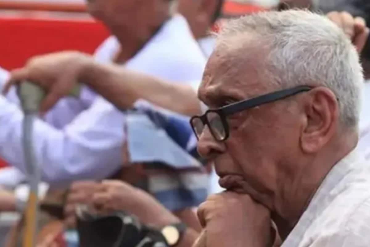 NPS To UPS: Govt Extends Deadline To Opt For Unified Pension Scheme Till November 30