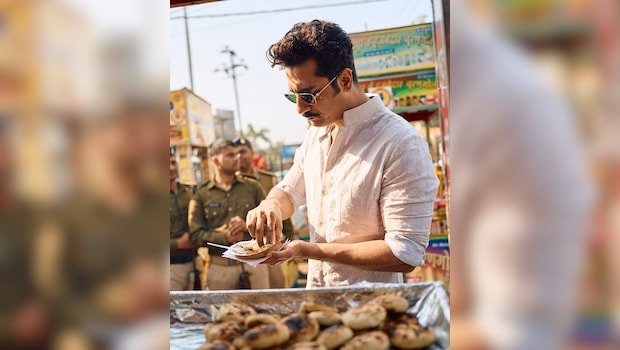 Vicky Kaushal Relishes Bihars Iconic Street Food In Patna. Guess What