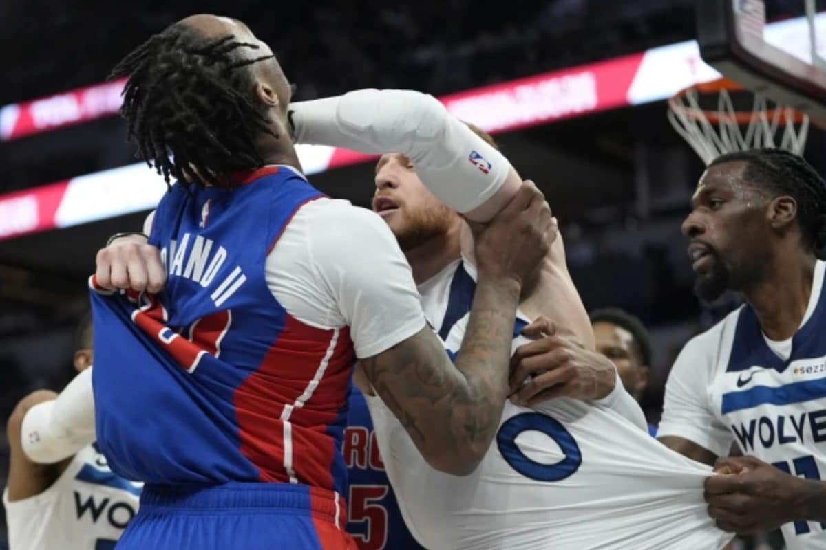 NBA: Chaos At Detroit! 5 Players, 2 Coaches Ejected After Brawl Breaks Out Between Timberwolves, Pistons