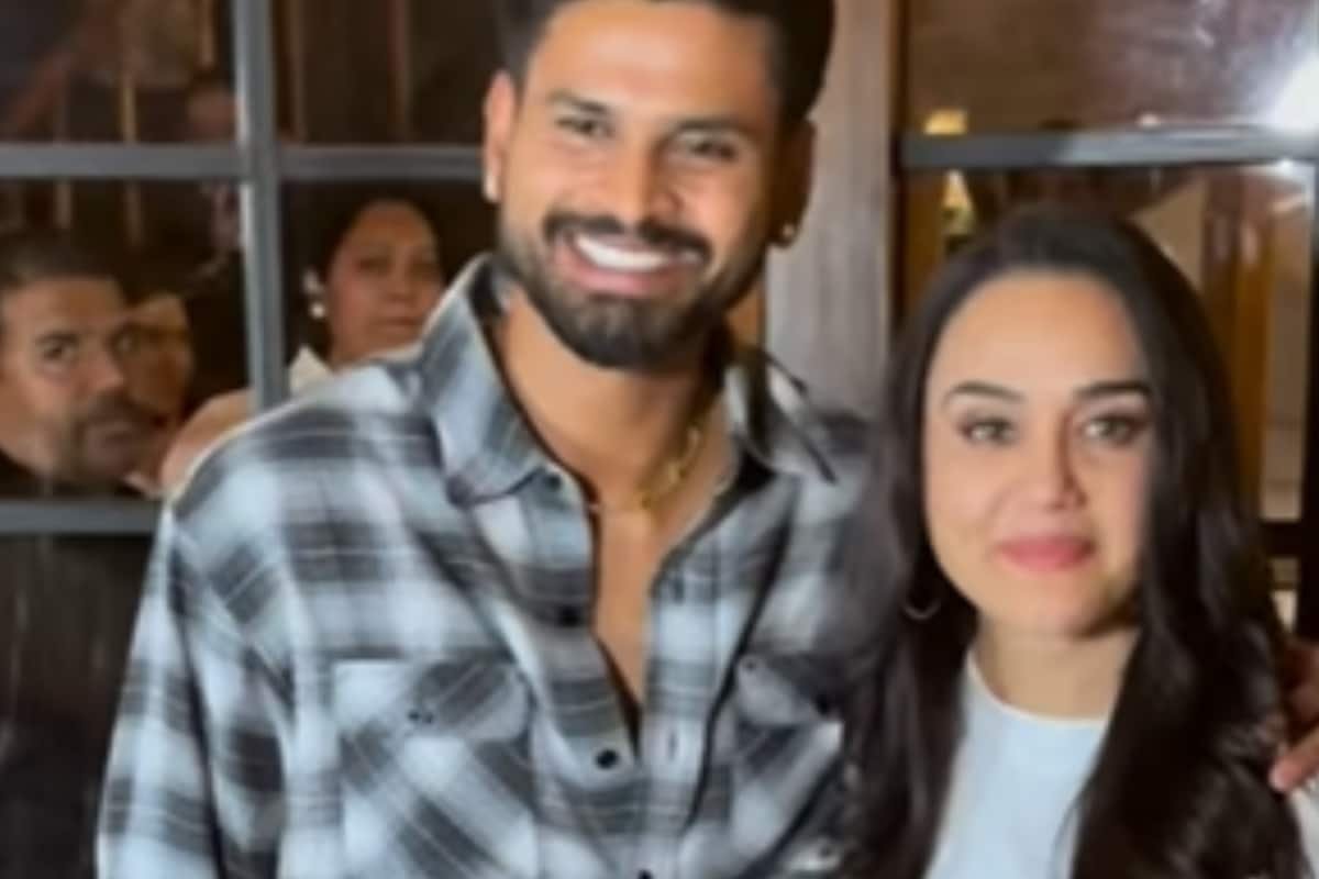 When ‘Sarpanch Sahab’ Shreyas Iyer Met ‘Sherni’ Preity Zinta; Fans React