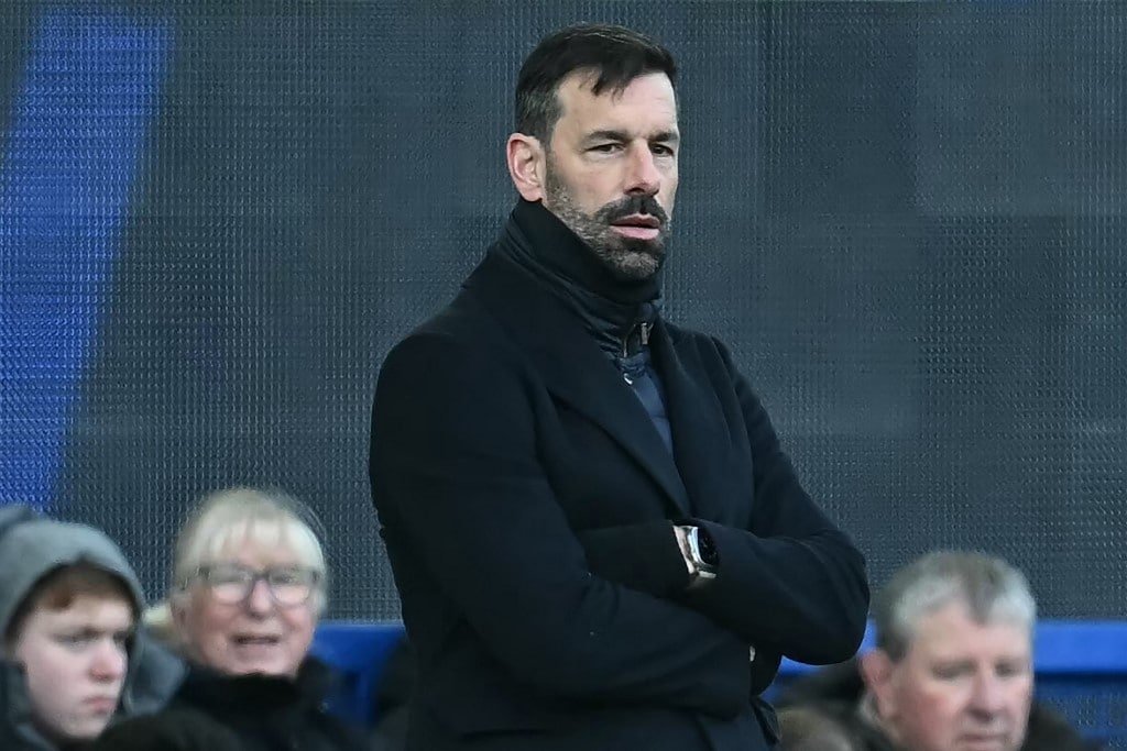 Nistelrooy Faces Man Utd In FA Cup, Rashford Eyes Fresh Start At Villa