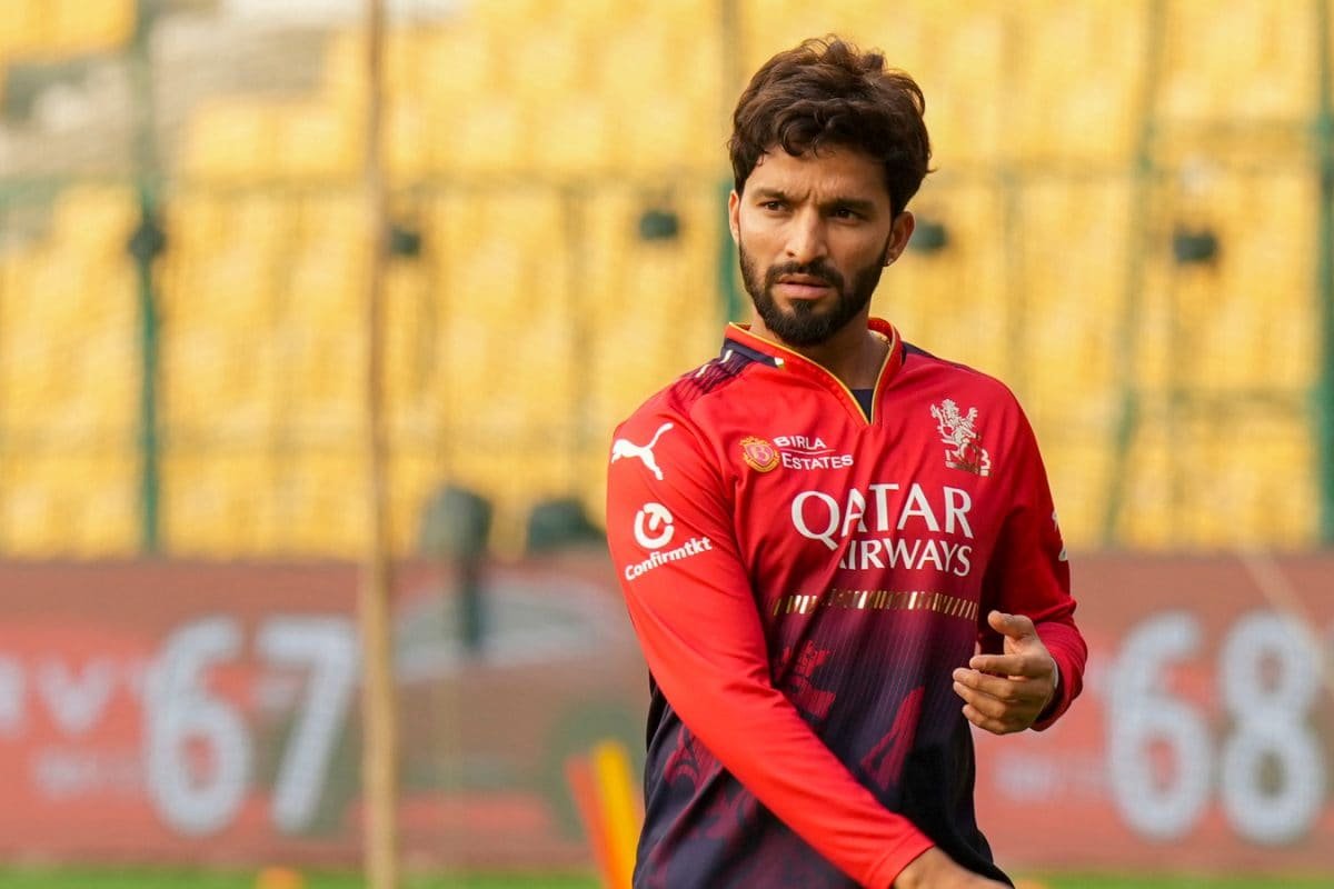 RCB Skipper Rajat Patidar Nursing Finger Injury Sustained During CSK Clash