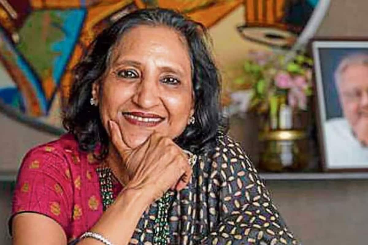 Rekha Jhunjhunwala Sells Entire 5.07% Stake In This Gaming Firm, Stock At 52-Week High