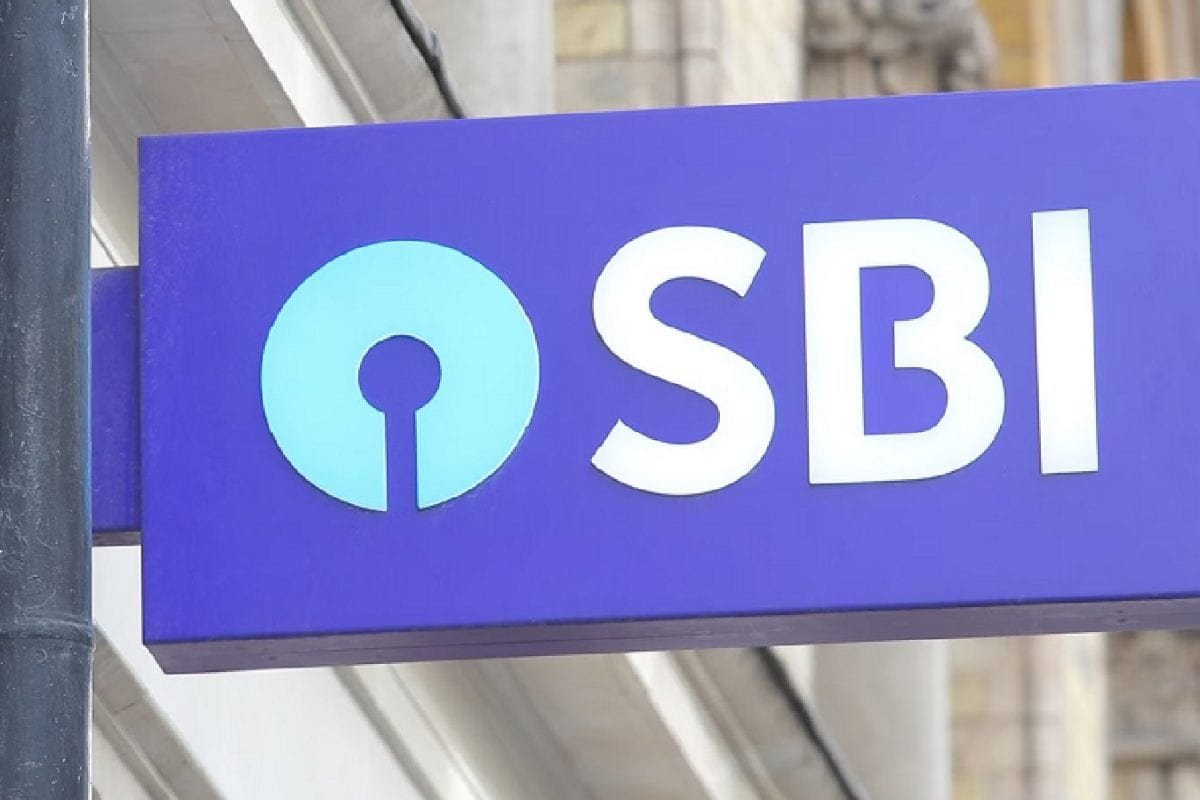 SBI Shares Fall 2% After Net Profit Falls 10% In Q4, 1590% Dividend Declared