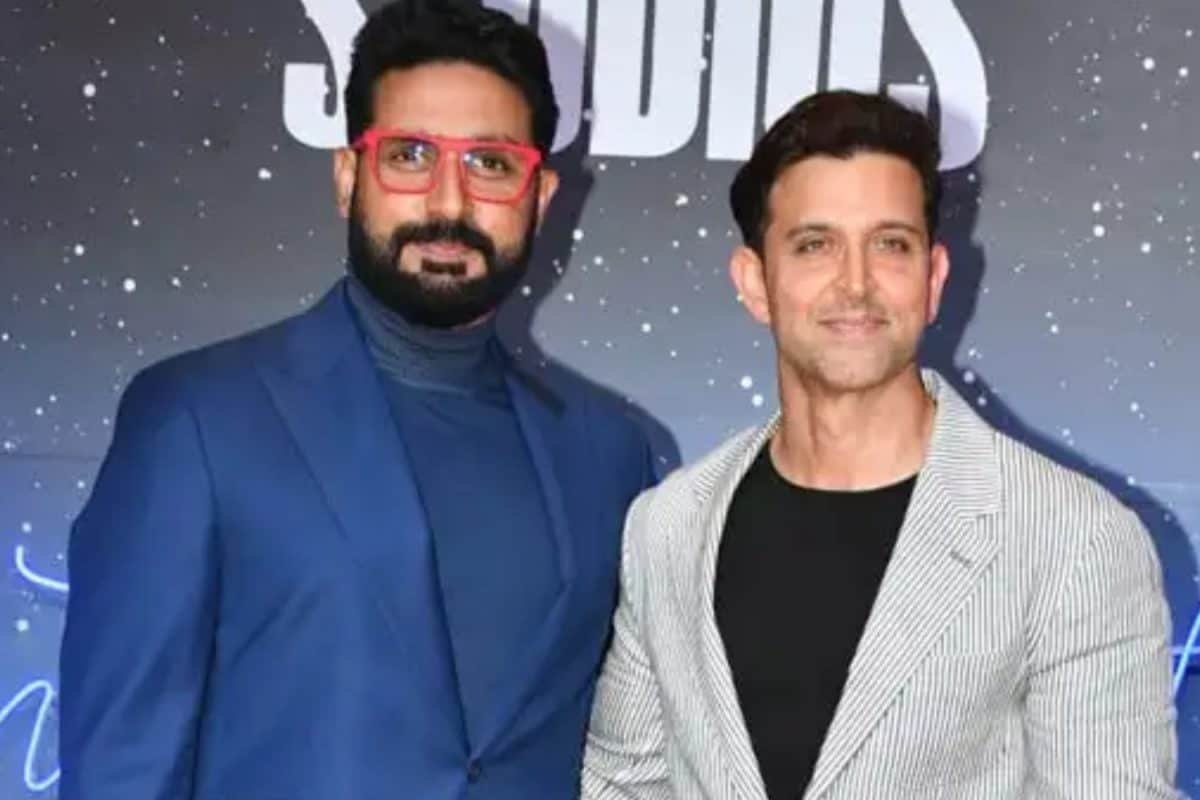 Abhishek Bachchan Lauds Hrithik Roshan For Playing A Huge Variety Of Characters Opposite To His Image