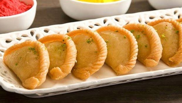 When Is Holi 2025? 5 Classic Dishes You Cannot Miss