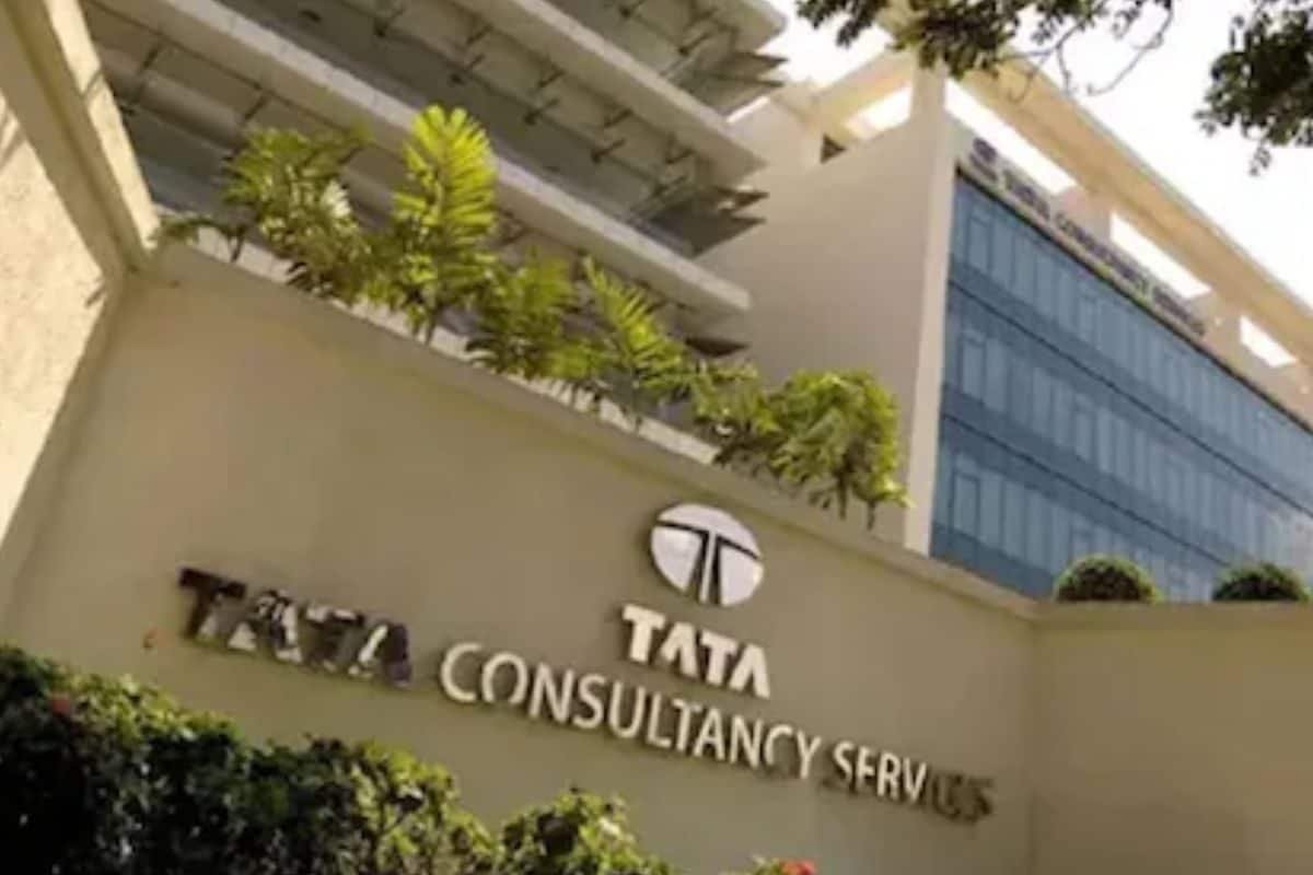 TCS Q3 Results: Net Profit Rises 5.5% YoY to Rs 12,380 crore, Revenue Up 5.6%; Rs 76 Dividend Declared