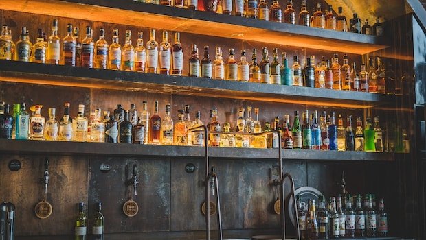 Hyderabad By Night: 10 Bars Thatll Make You Forget You Ever Had A Couch