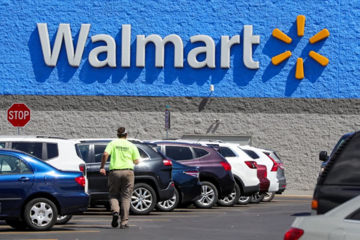 Walmart Layoffs 2025: US Giant Cuts 1,500 Jobs After Granting 3,800 H-1B Visas, Faces Public Outcry