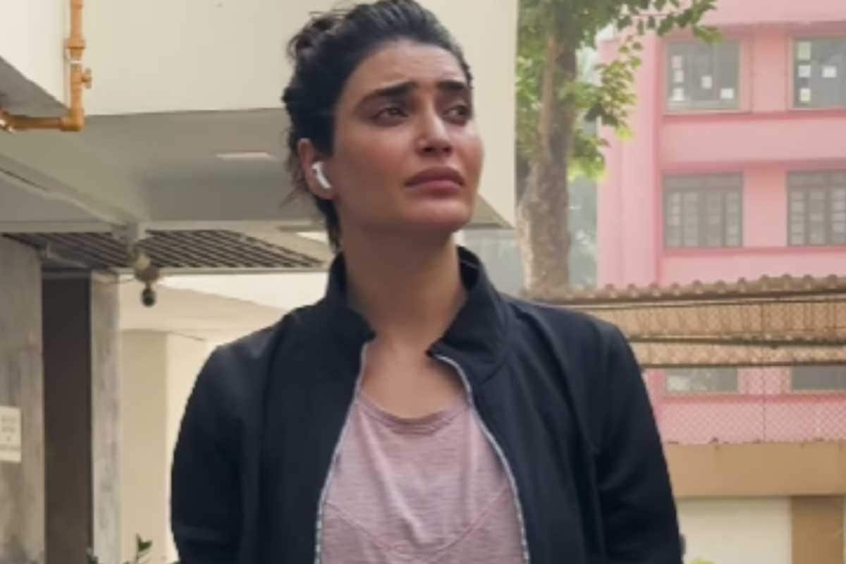 Karishma Tanna Says It’s A ‘Wake-Up Call’ As Saif Ali Khan Gets Stabbed In Burglary Attempt At His Residence